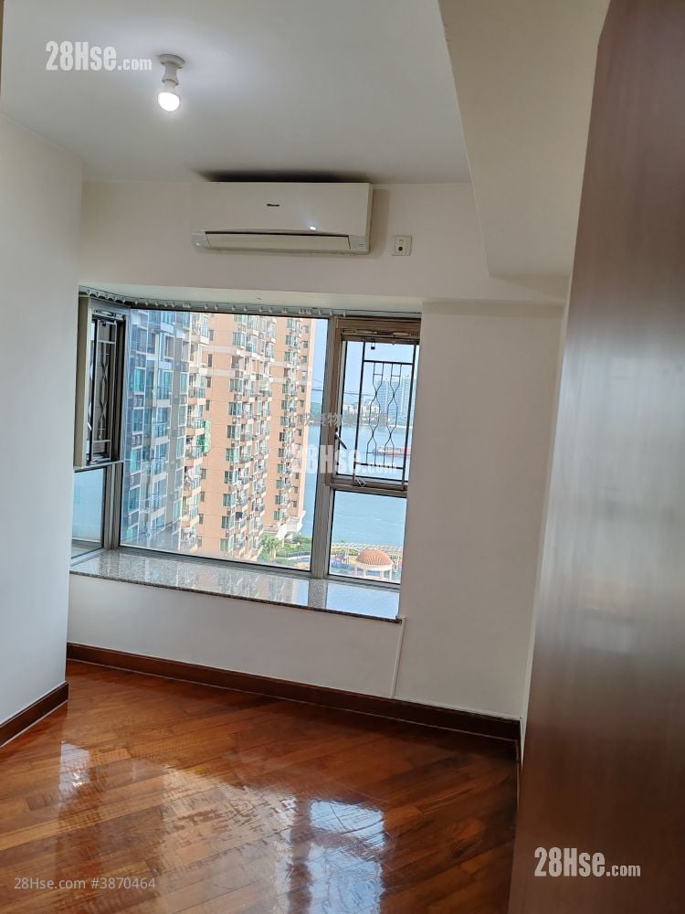 Bellagio Sell 3 Bedrooms , 3 Bathrooms 891 ft²
