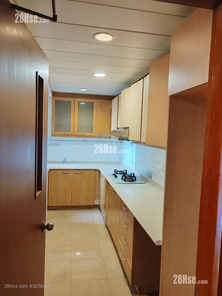 Bellagio Sell 3 Bedrooms , 3 Bathrooms 891 ft²