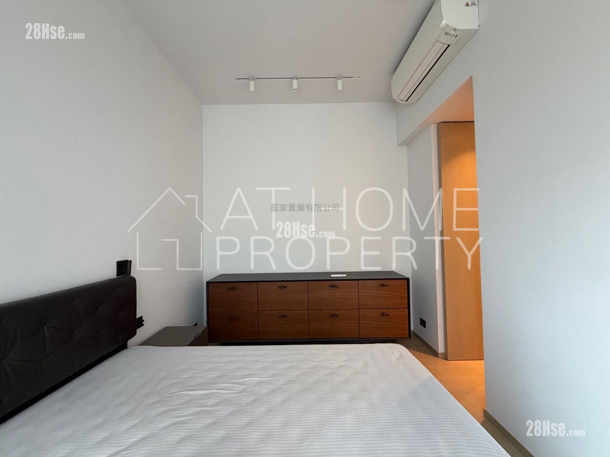 Soho 189 Sell 2 Bedrooms , 2 Bathrooms 730 ft²