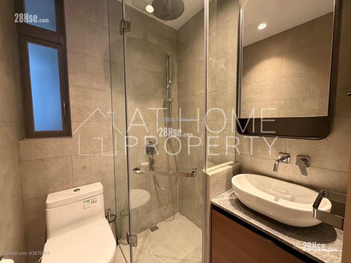 Soho 189 Sell 2 Bedrooms , 2 Bathrooms 730 ft²