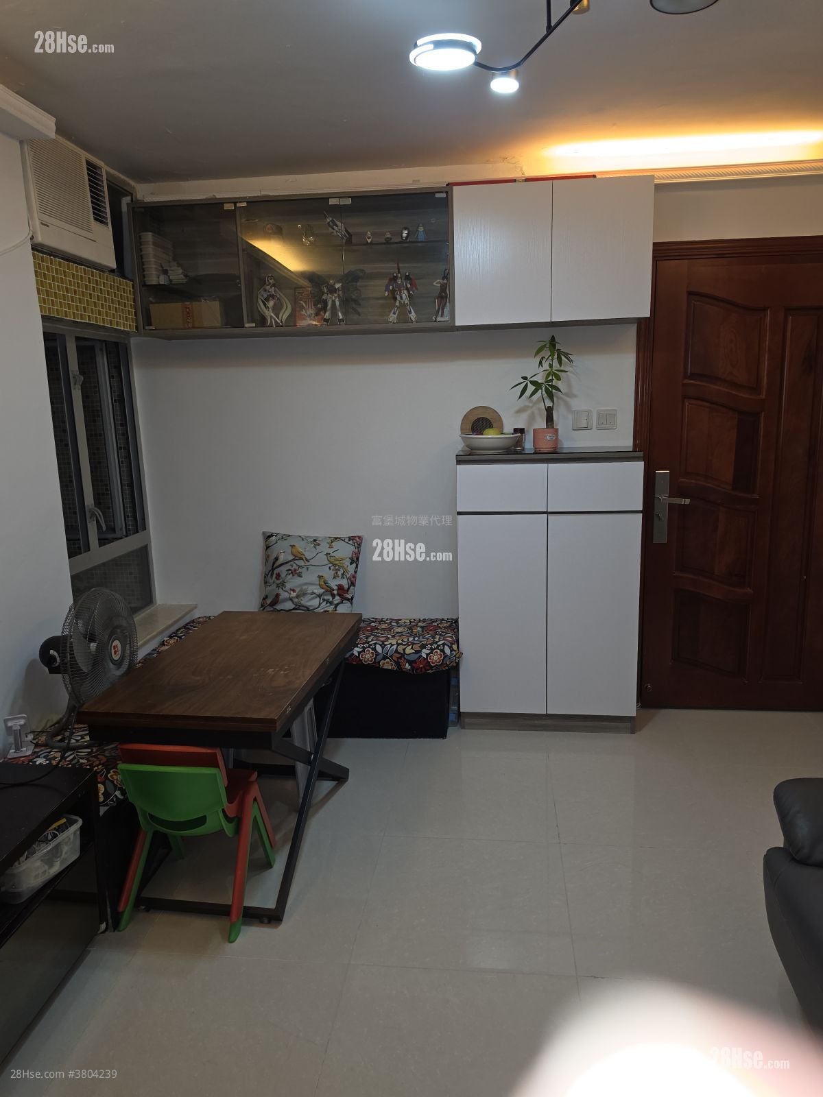 Kwong Yuen Estate Sell 3 Bedrooms , 1 Bathroom 407 ft²