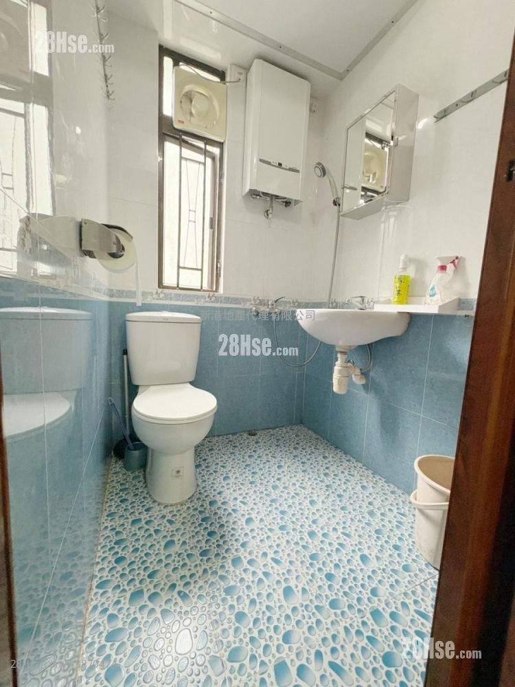 Wang Fung Building Rental 2 Bedrooms , 1 Bathroom 354 ft²