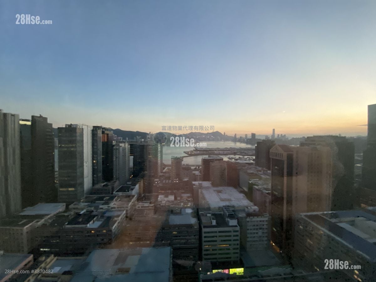 Tg Place Rental 2,594 ft²