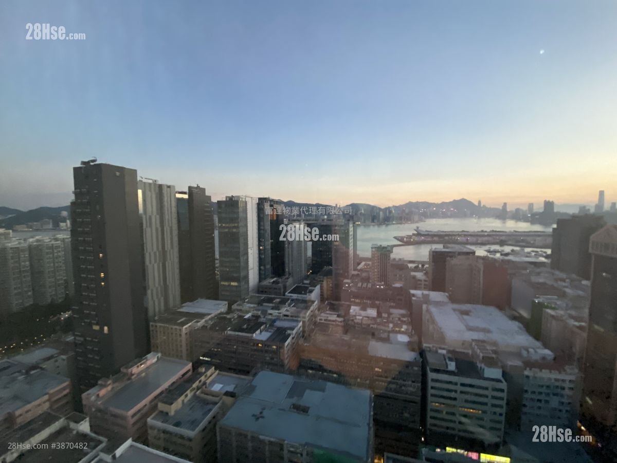 Tg Place Rental 2,594 ft²