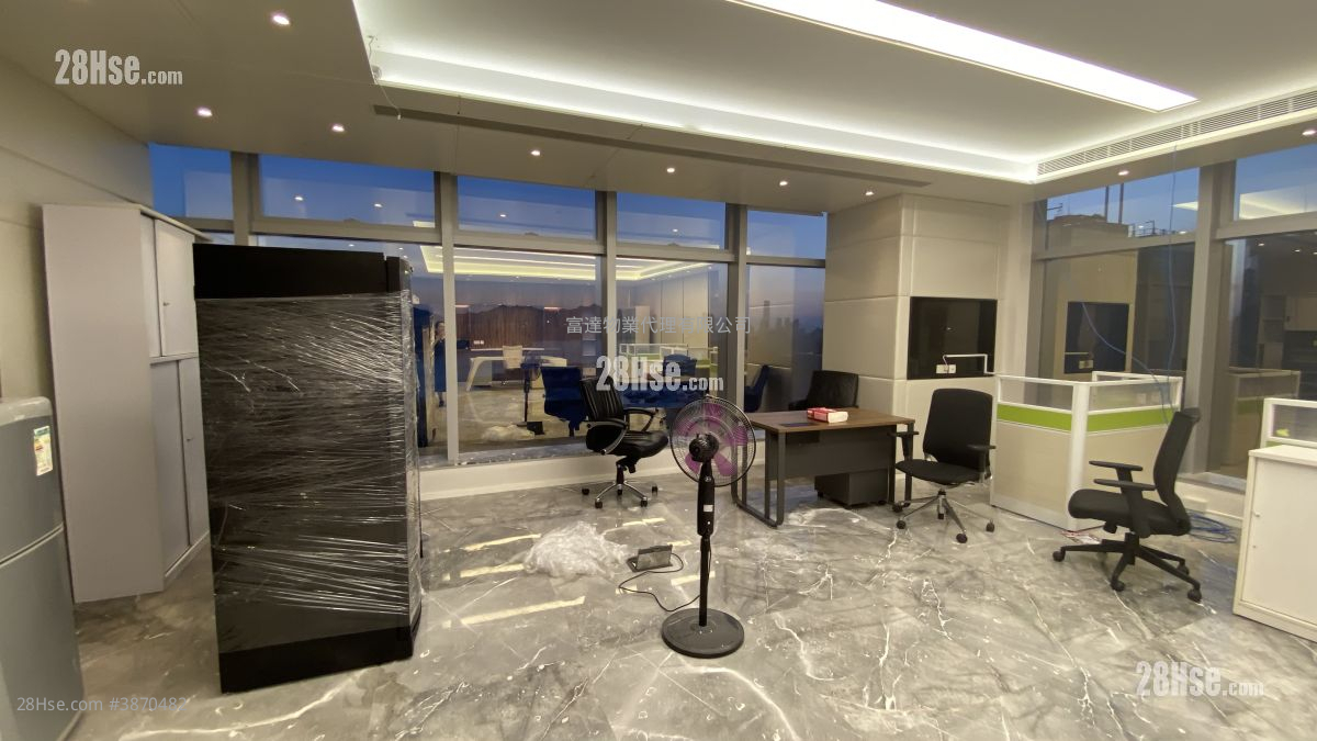 Tg Place Rental 2,594 ft²