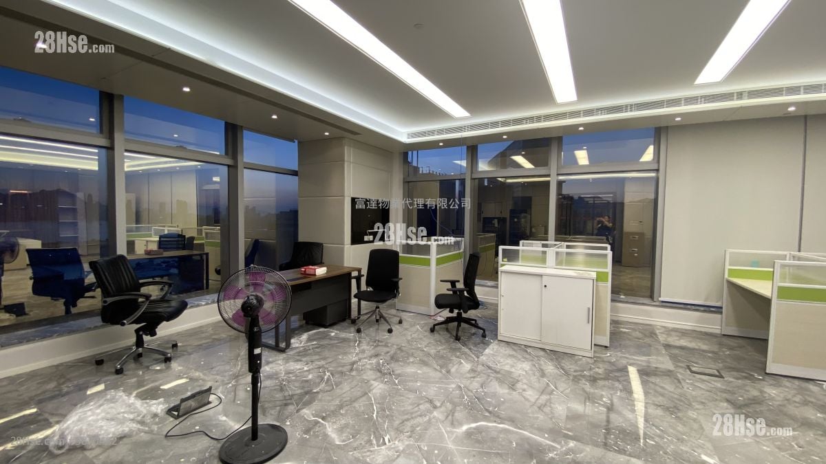 Tg Place Rental 2,594 ft²
