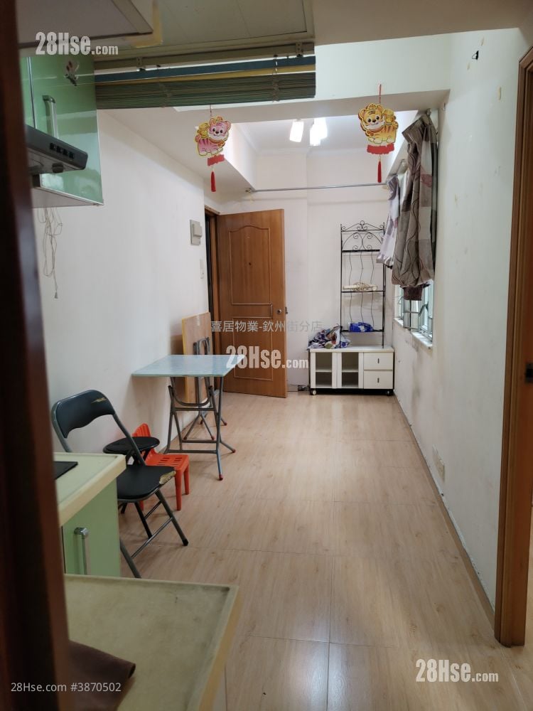Yue Fat Building Rental 2 Bedrooms , 1 Bathroom 268 ft²
