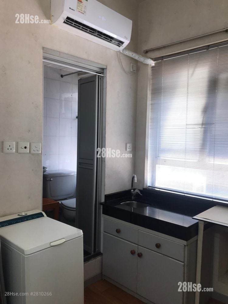 Champagne Court  Rental 1 Bedroom , 1 Bathroom 180 ft²