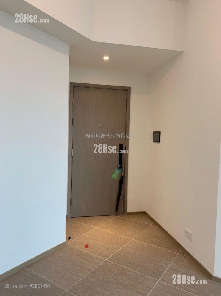 Eresidence Sell 1 Bedroom , 1 Bathroom 366 ft²