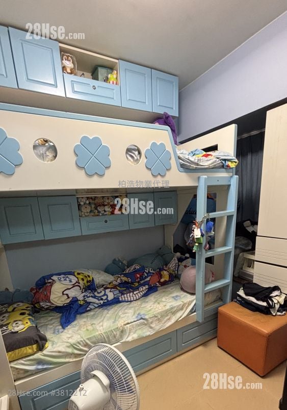 Lai Bo Garden Sell 2 Bedrooms , 1 Bathroom 389 ft²