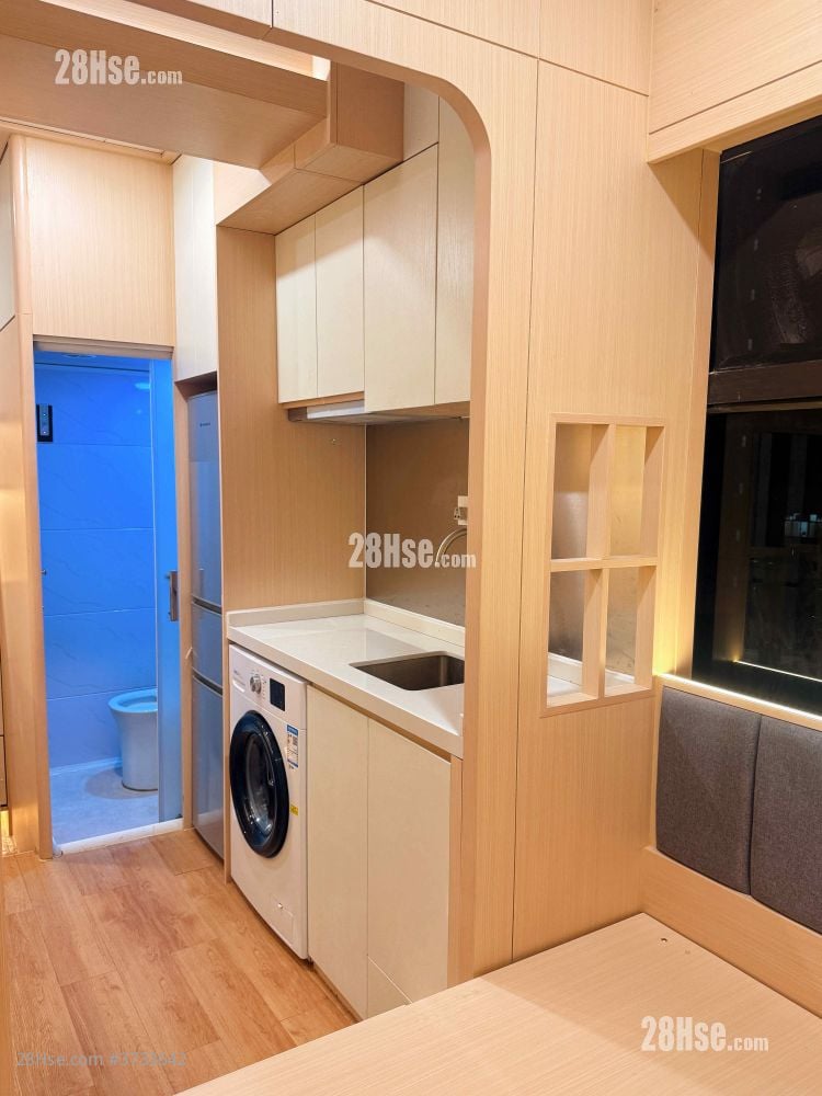 建煌华厦 租盘 1 房 , 1 浴室 180 平方尺