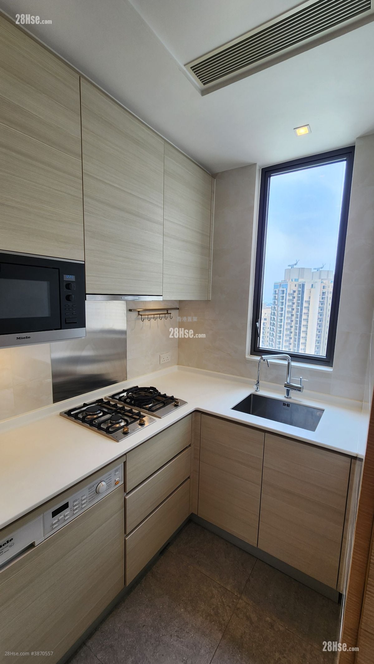 Mantin Heights Rental 2 Bedrooms , 1 Bathroom 529 ft²