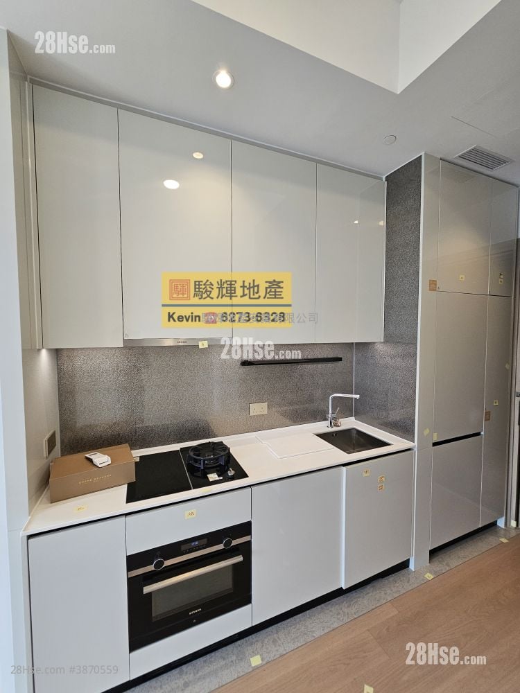 Grand Seasons Rental 2 Bedrooms , 1 Bathroom 453 ft²