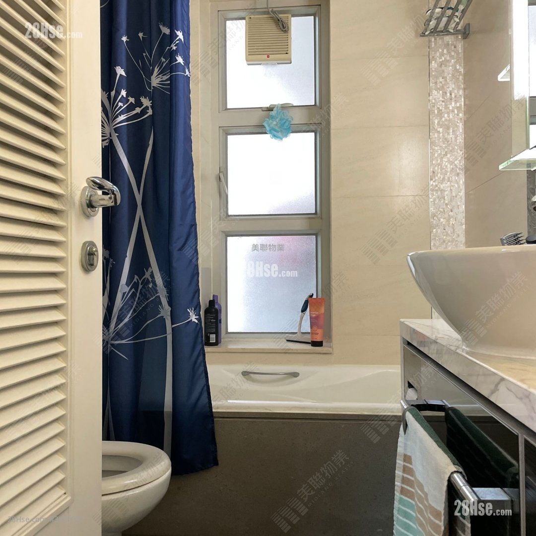 Festival City Sell 3 Bedrooms 785 ft²