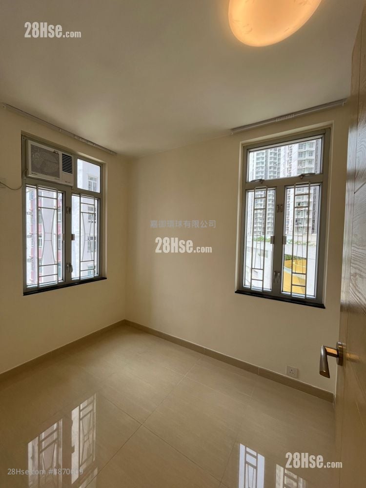 Yue Fai Court Rental 2 Bedrooms , 1 Bathroom 384 ft²