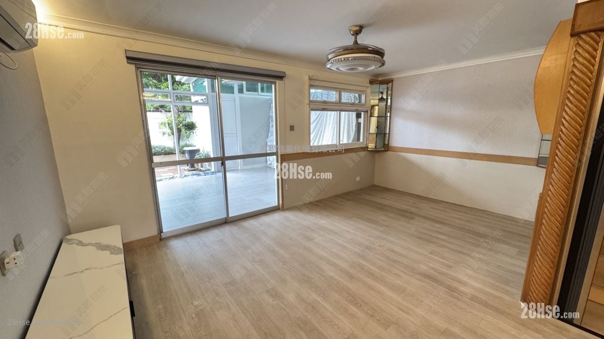 Fairview Park Rental 3 Bedrooms , 3 Bathrooms 1,245 ft²