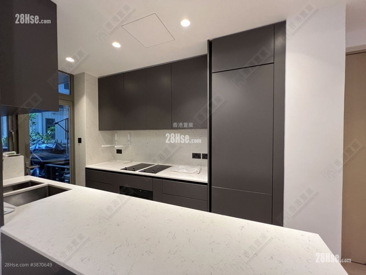 Soho 189 Sell 730 ft²