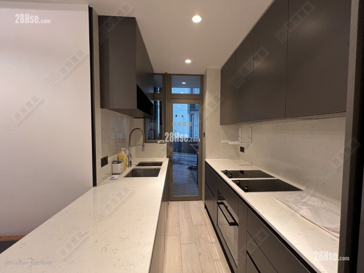 Soho 189 Sell 730 ft²