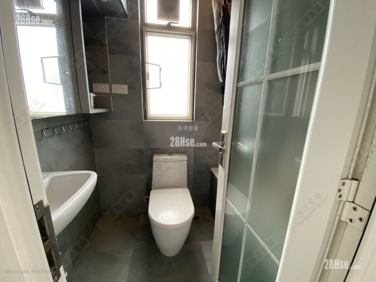 Jadewater Rental 2 Bedrooms , 1 Bathroom 491 ft²