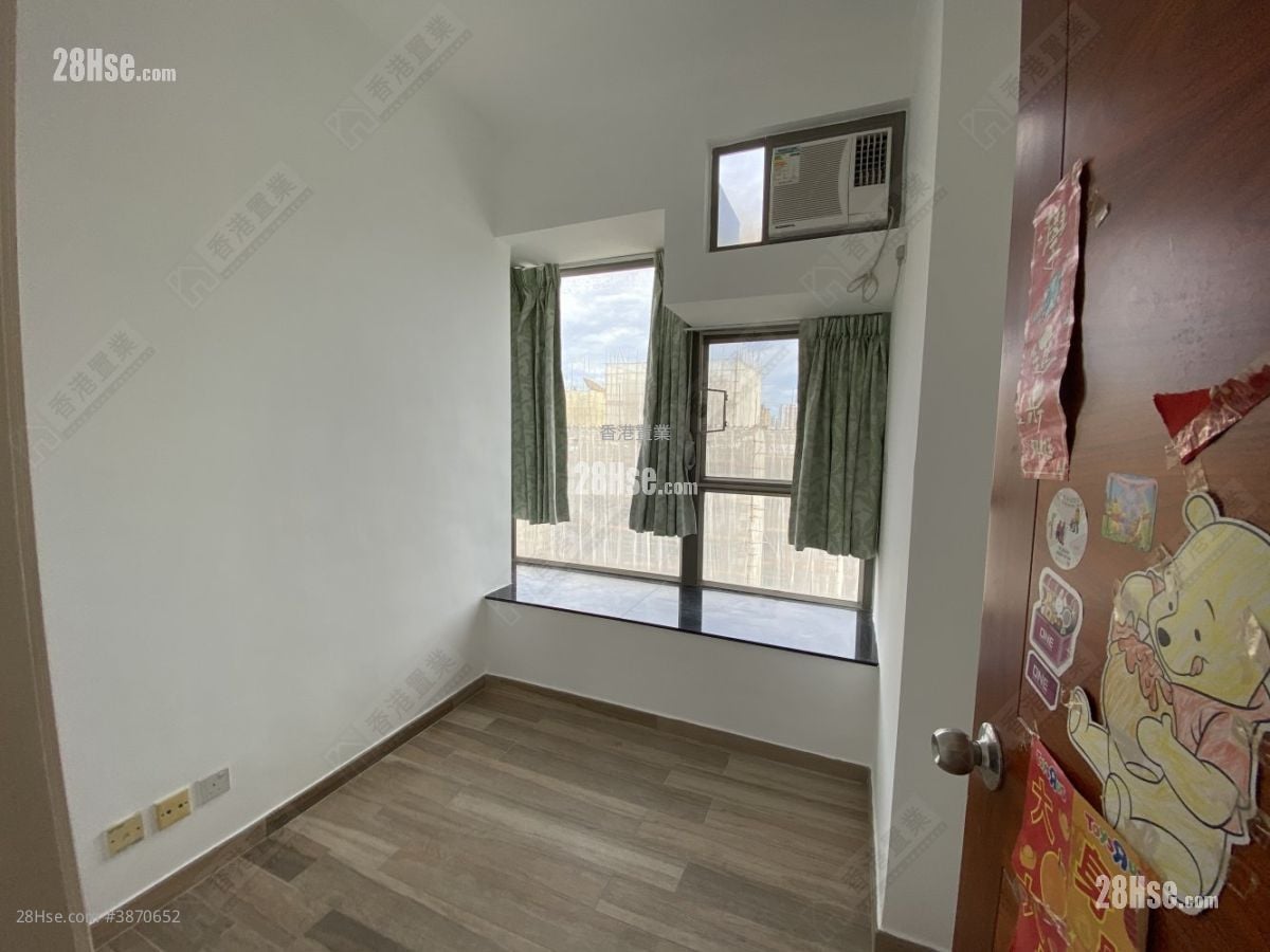 Jadewater Rental 2 Bedrooms , 1 Bathroom 491 ft²