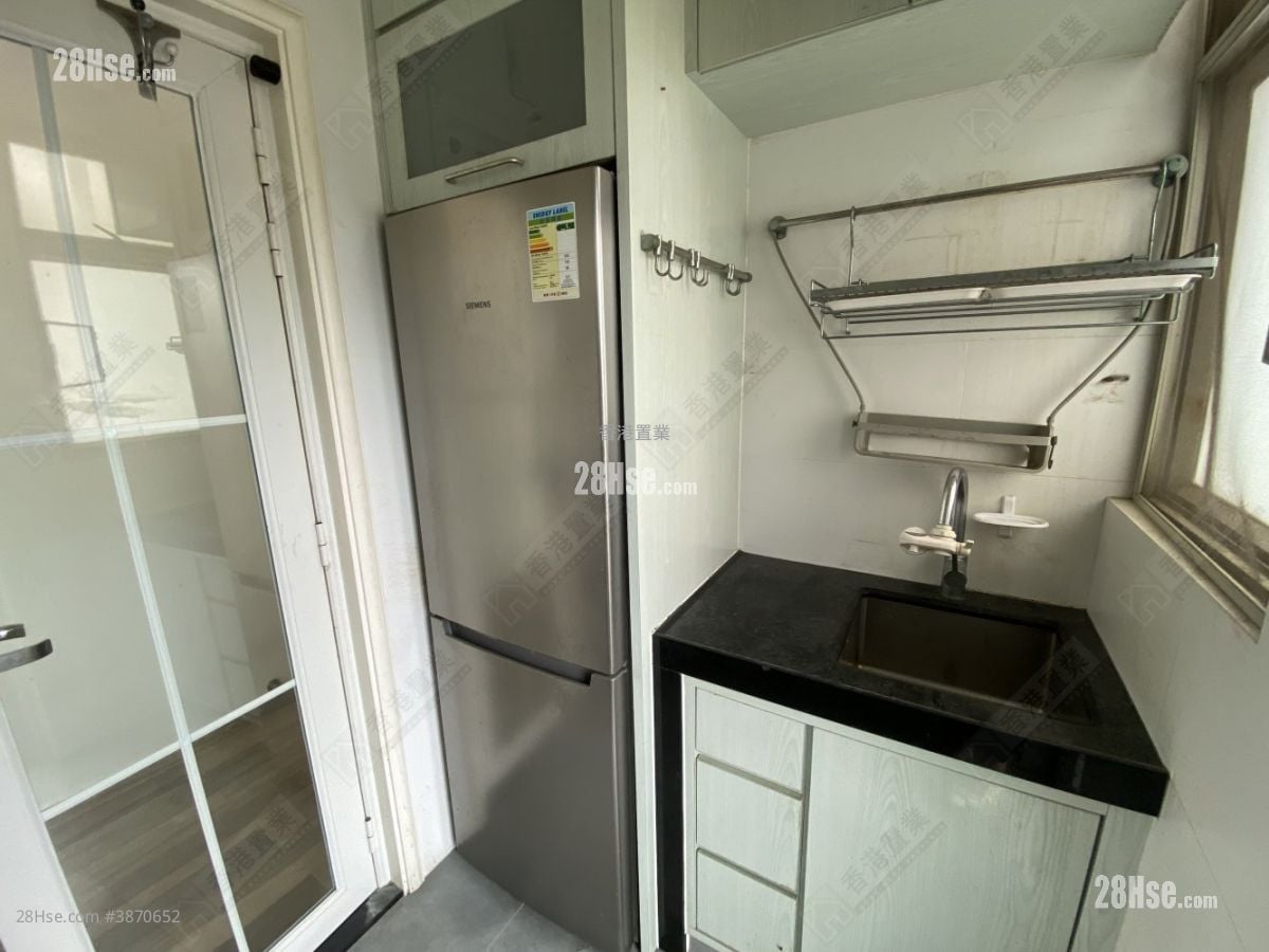 Jadewater Rental 2 Bedrooms , 1 Bathroom 491 ft²