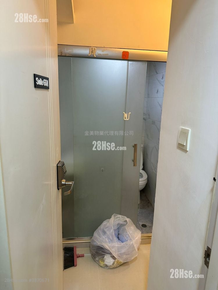 Star Mansion Rental 337 ft²