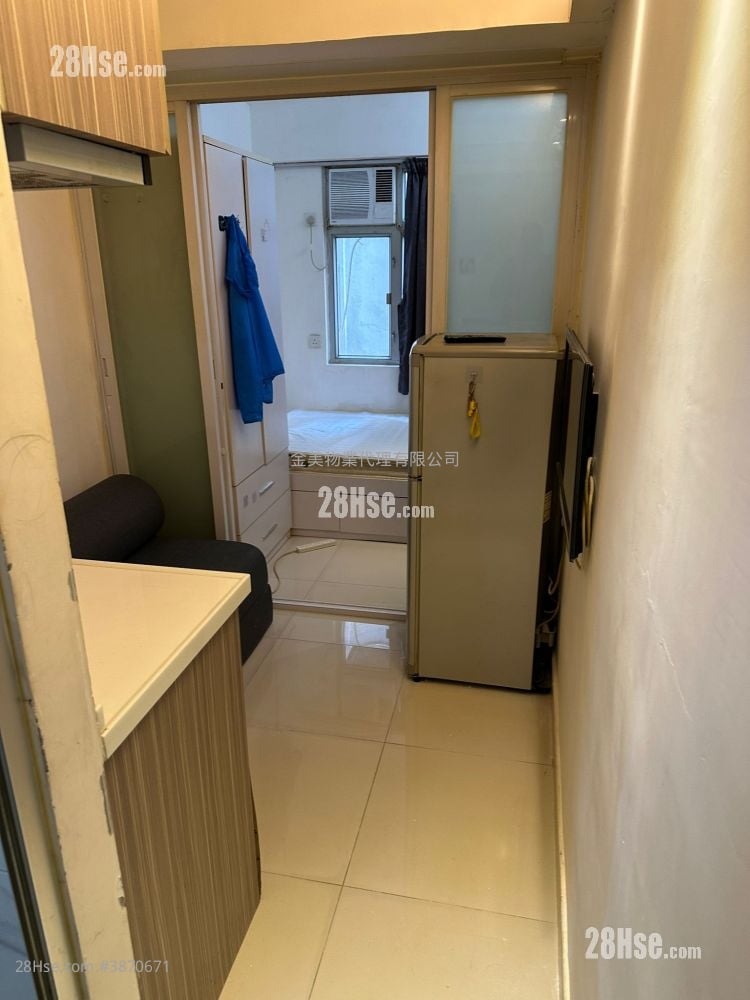 Star Mansion Rental 337 ft²