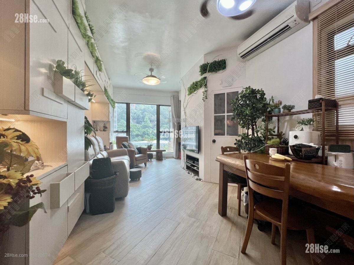 The Belcher's Sell 3 Bedrooms 889 ft²
