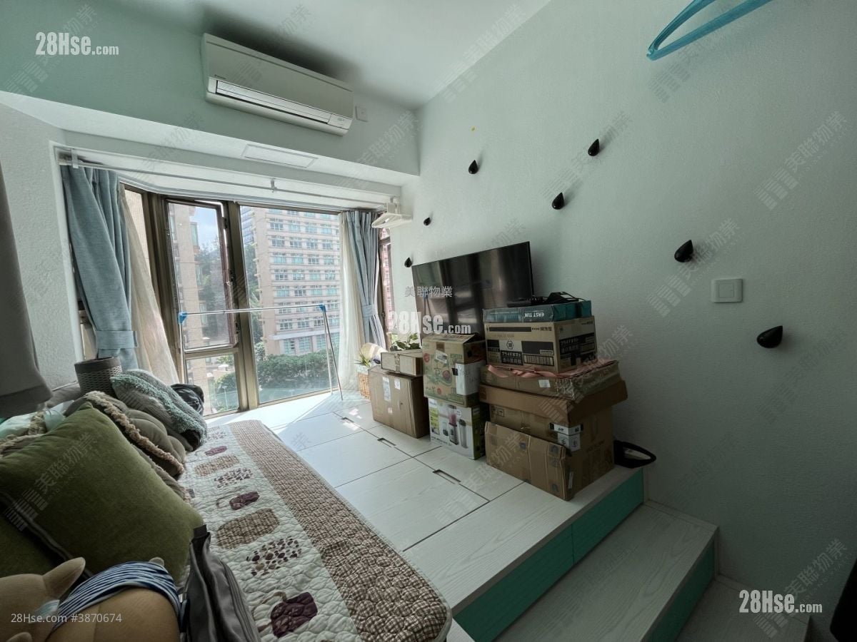 The Belcher's Sell 3 Bedrooms 889 ft²