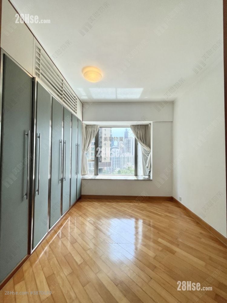 The Belcher's Sell 3 Bedrooms 897 ft²