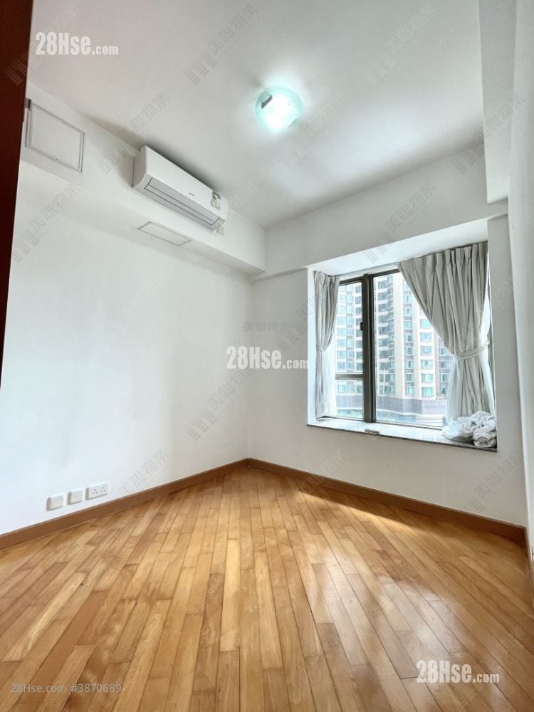 The Belcher's Sell 3 Bedrooms 897 ft²
