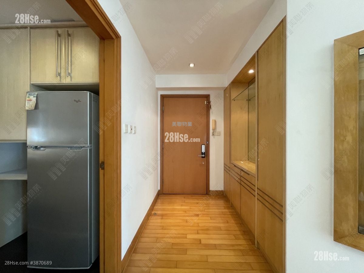 The Belcher's Sell 3 Bedrooms 897 ft²