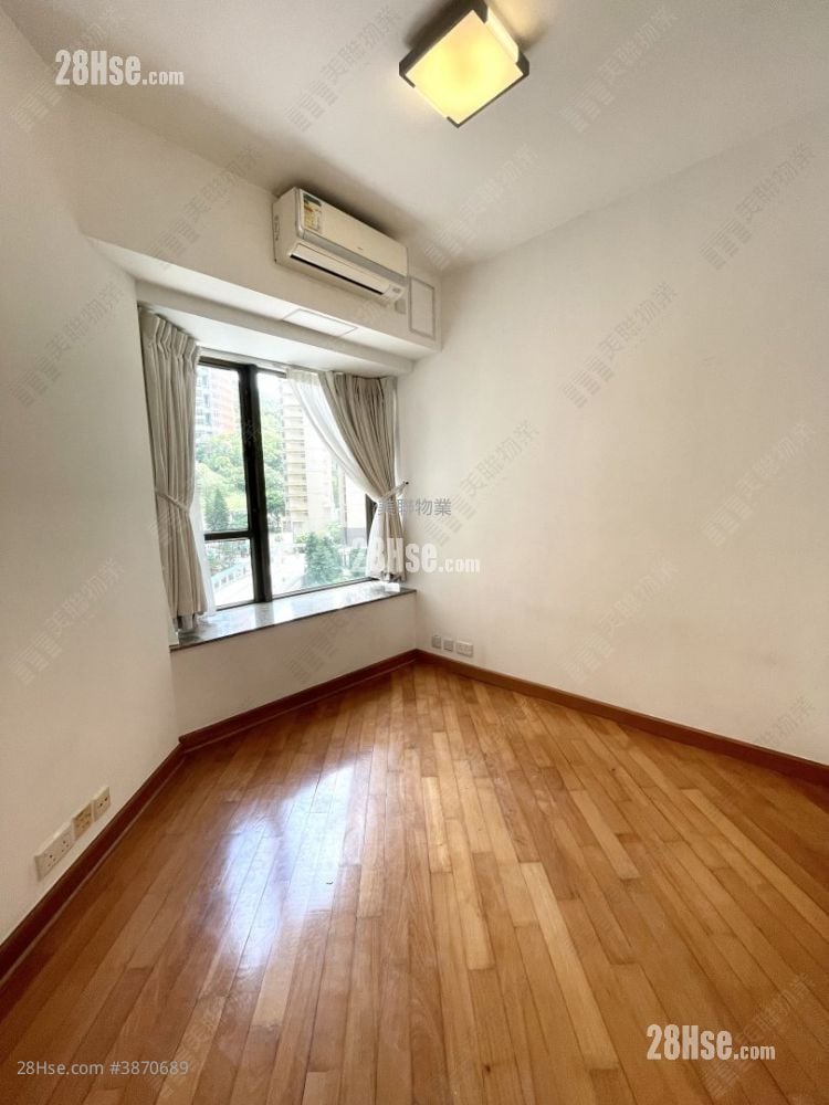 The Belcher's Sell 3 Bedrooms 897 ft²