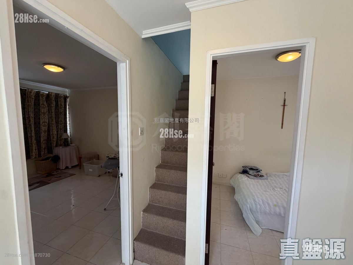 Fairview Park Rental 3 Bedrooms , 2 Bathrooms 840 ft²