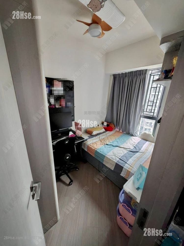 Yoho West Sell 1 Bedroom 359 ft²