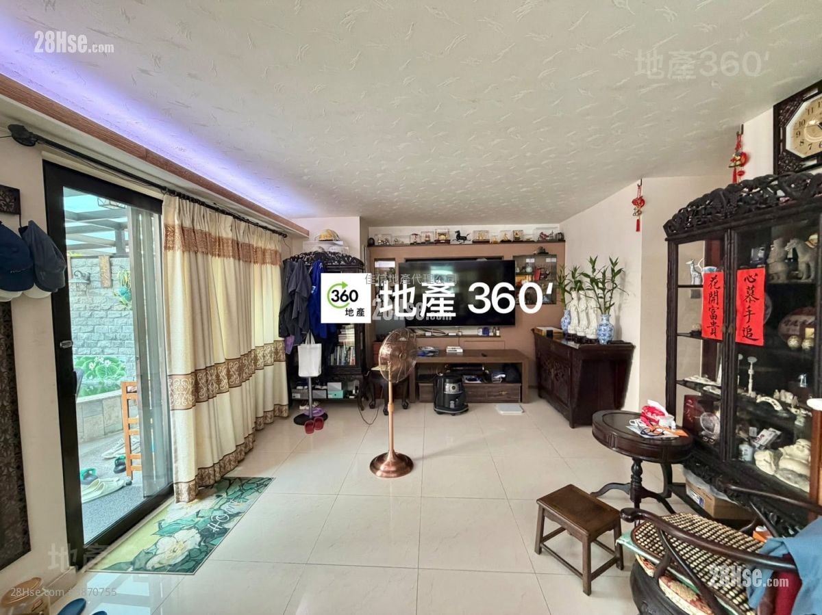 村屋 售盤 4 房 , 2 浴室 650 平方呎
