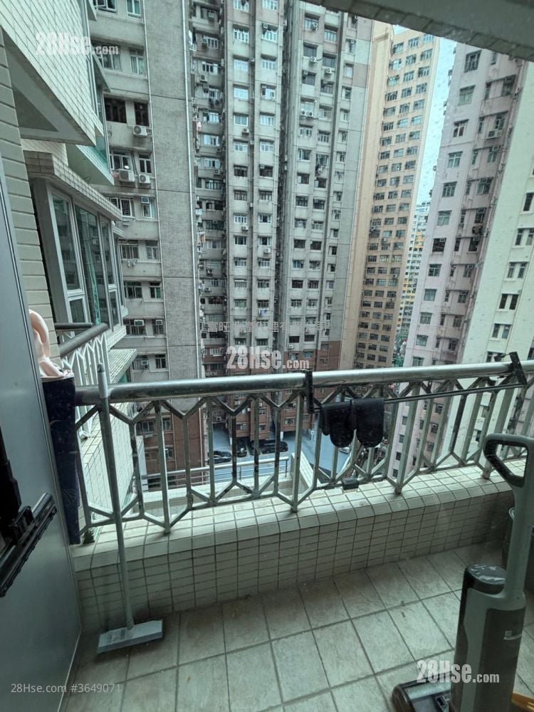 Paradise Square Sell 1 Bedroom , 1 Bathroom 368 ft²