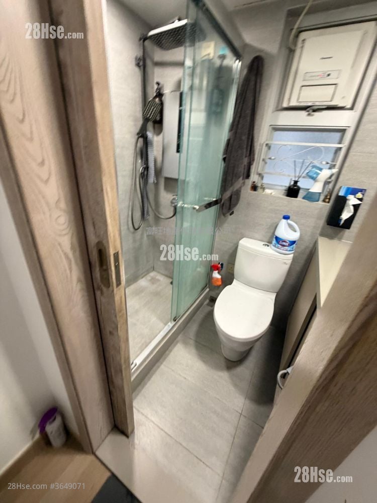 Paradise Square Sell 1 Bedroom , 1 Bathroom 368 ft²