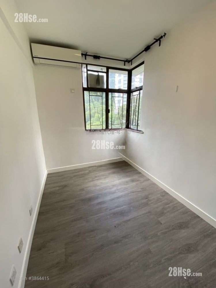 Dragon Centre Rental 2 Bedrooms , 1 Bathroom 517 ft²