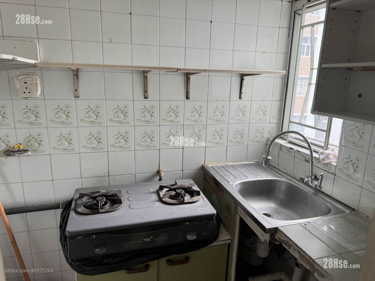 Wah Po Building Rental 1 Bedroom , 1 Bathroom 291 ft²