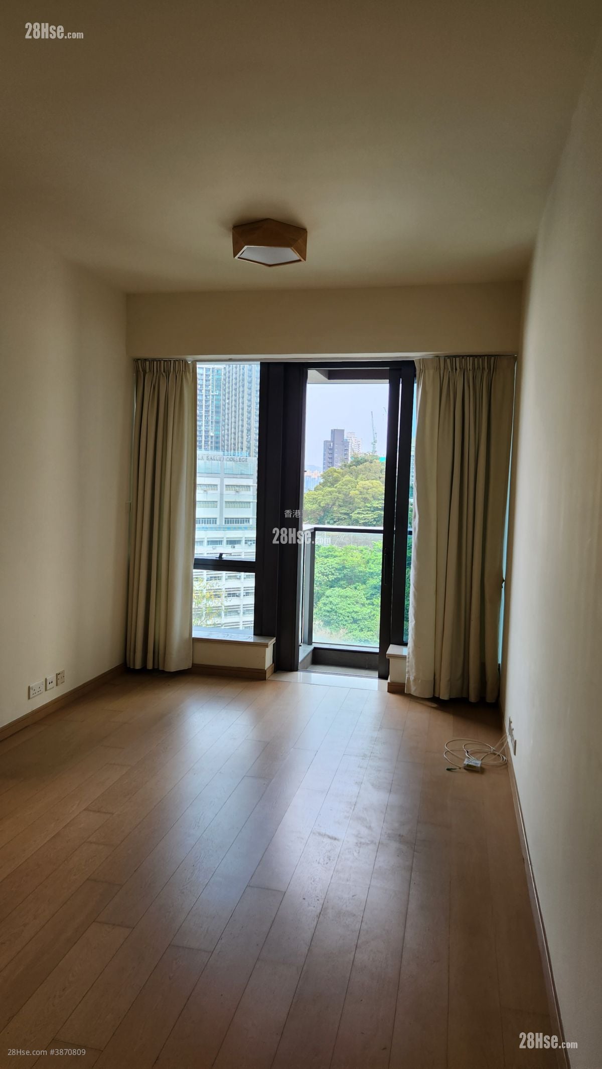 Mantin Heights Rental 2 Bedrooms , 1 Bathroom 590 ft²