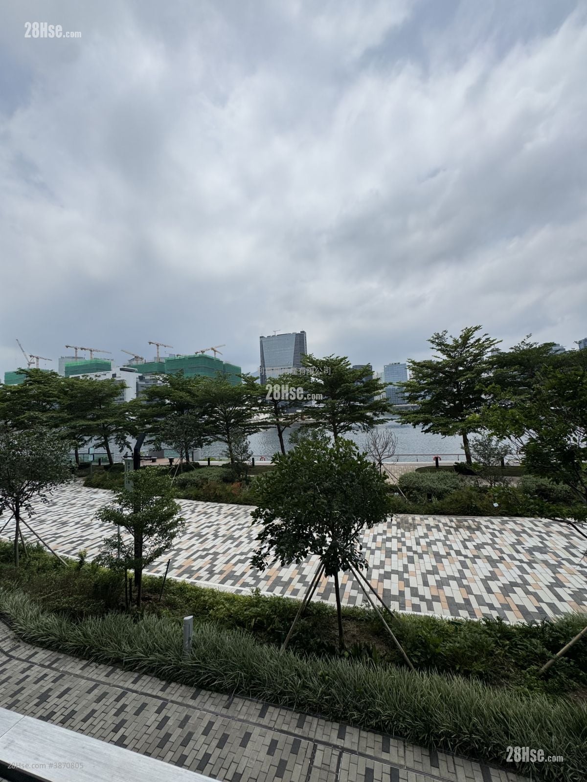 柏蔚森 租盘 2 房 , 1 浴室 387 平方尺