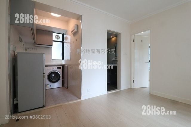 Caine Tower Rental 1 Bedroom , 1 Bathroom 319 ft²
