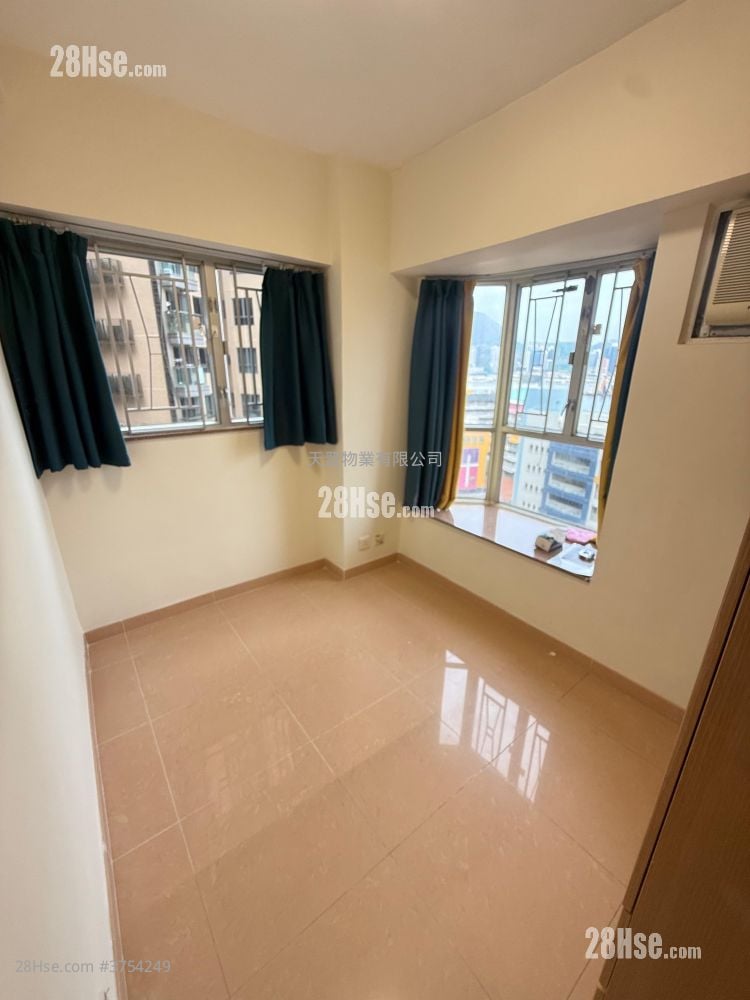 Bailey Garden Sell 3 Bedrooms , 2 Bathrooms 467 ft²