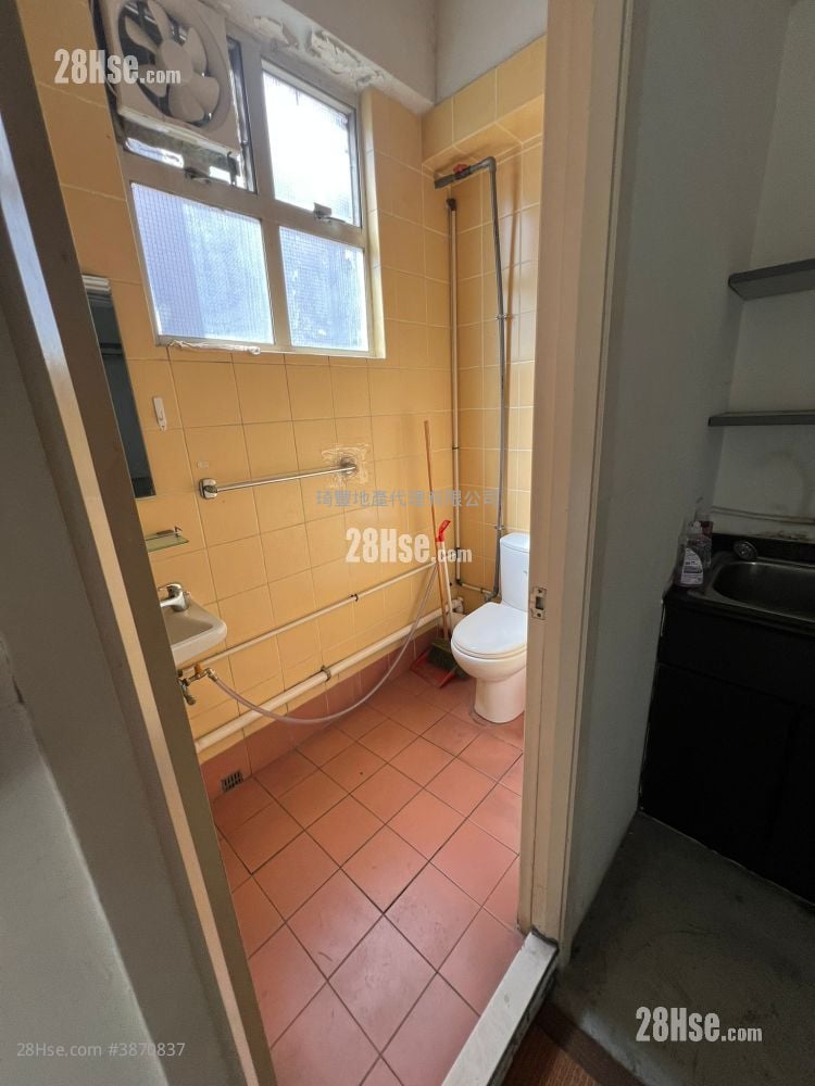 Yip Fung Industrial Building Rental