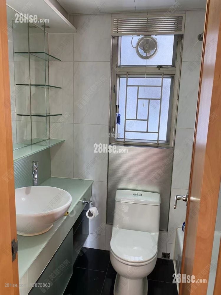 Yoho Town Sell 2 Bedrooms , 1 Bathroom 433 ft²