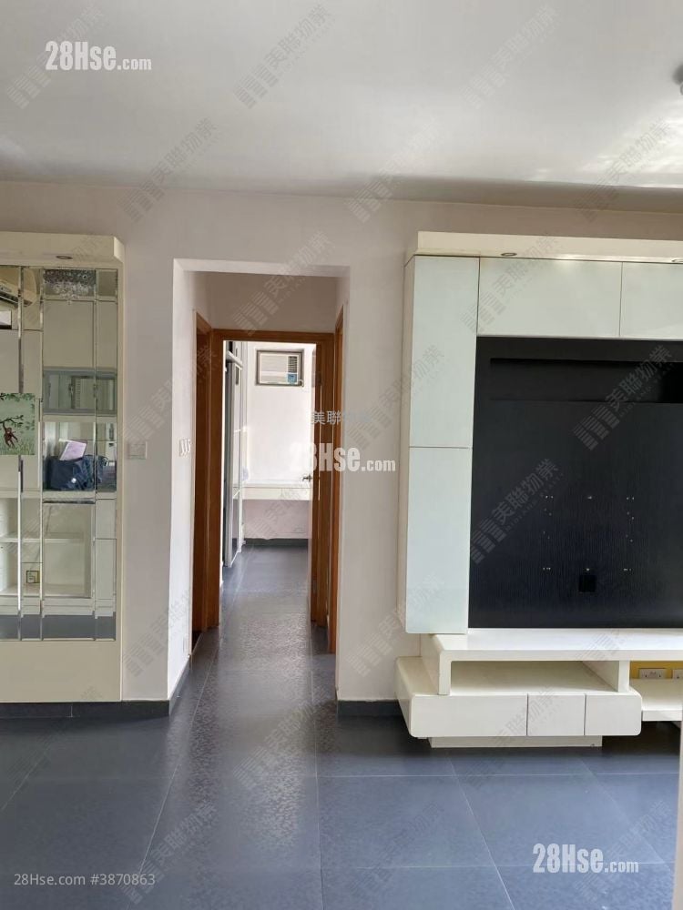Yoho Town Sell 2 Bedrooms , 1 Bathroom 433 ft²