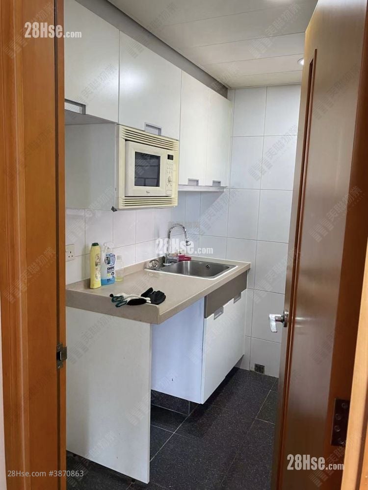 Yoho Town Sell 2 Bedrooms , 1 Bathroom 433 ft²