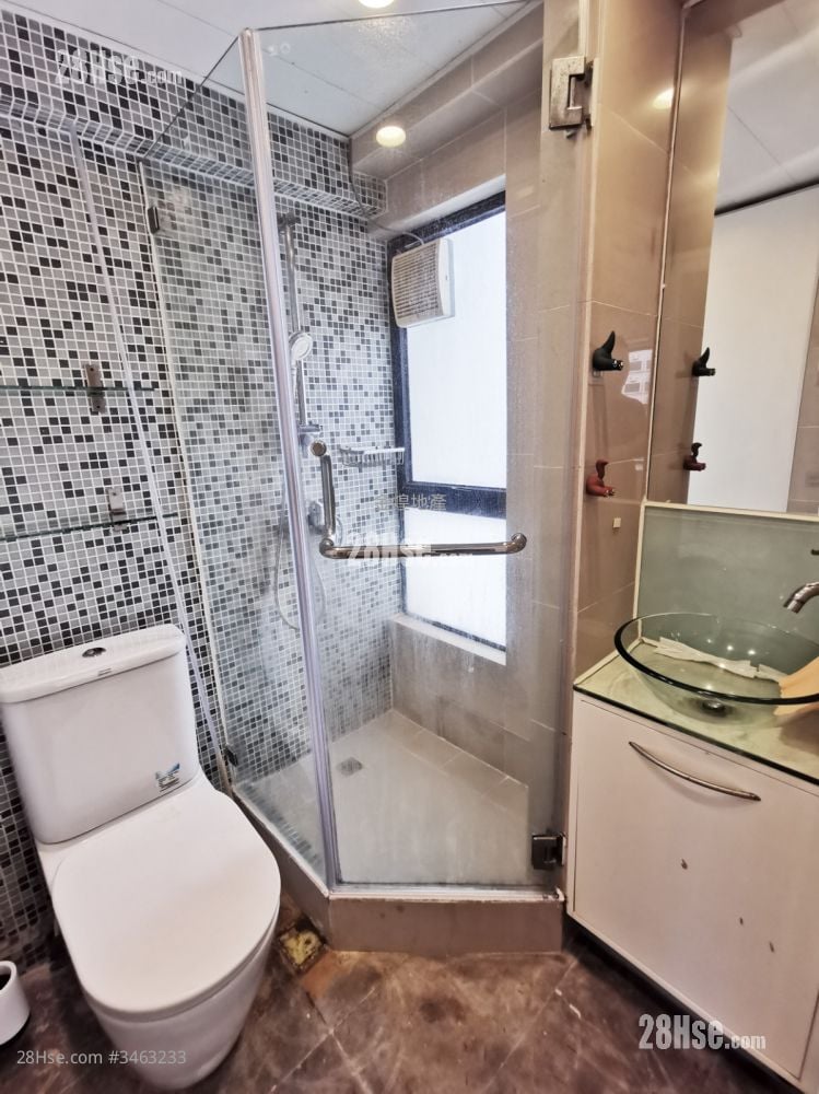 Claymore Lodge Rental Studio , 1 Bathroom 290 ft²