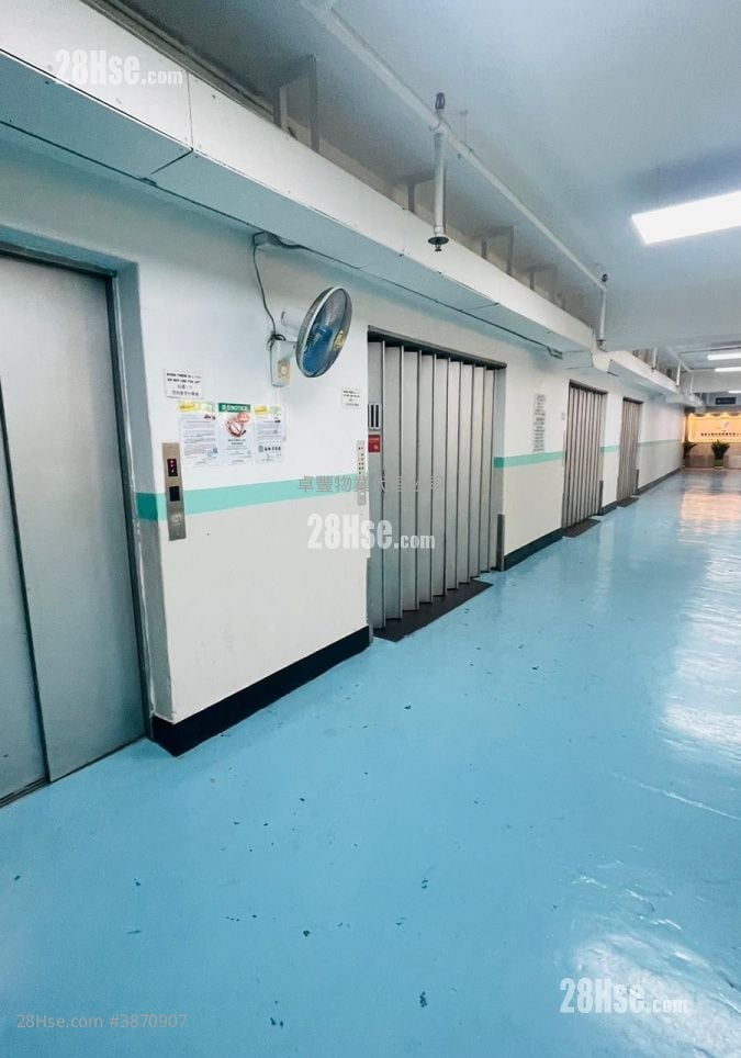 香港工業中心 租盤 1 房 , 4 廁所 2,430 平方呎